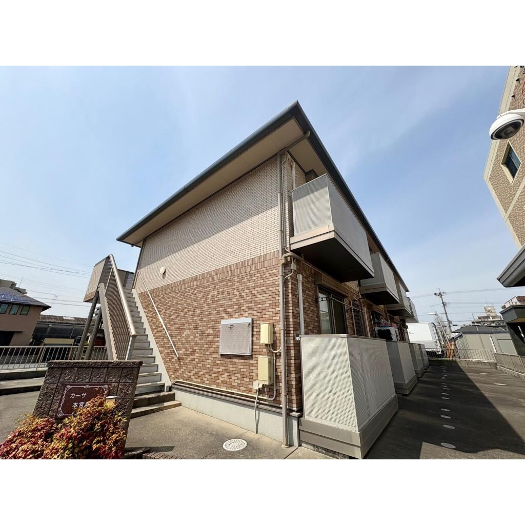 物件外観写真2　(エントランス)