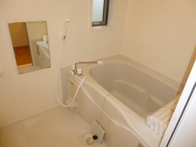 物件内観写真8　(風呂)