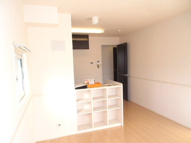 物件内観写真3　(室内写真は別部屋の写真です。)