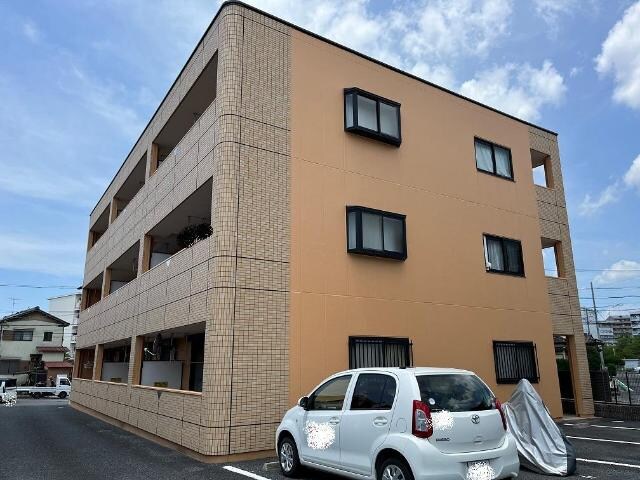 物件外観写真1　(外観写真（昼）)