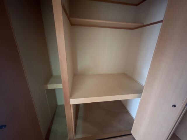 物件内観写真8　(収納)
