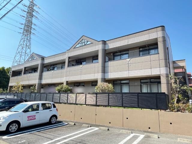 物件外観写真1　(外観写真（昼）)