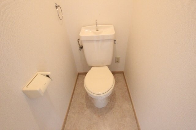 物件内観写真8　(※別部屋のお写真で、現況優先と致します。)