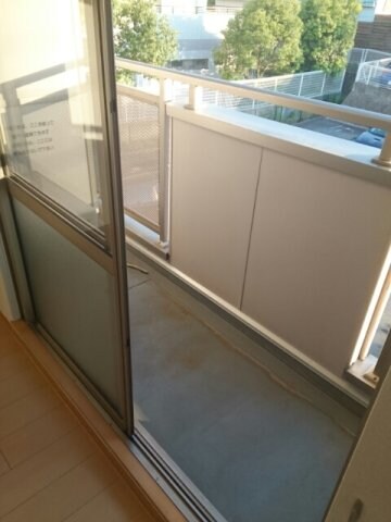 物件内観写真12　(バルコニー付きです)