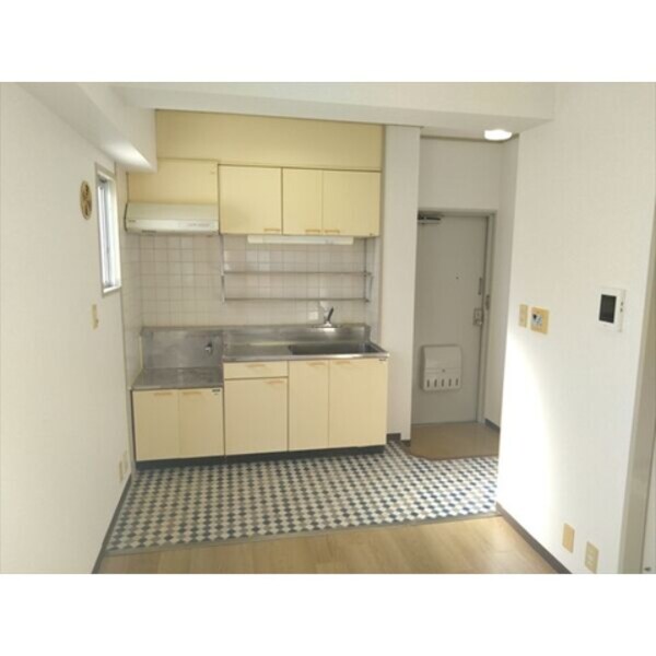 キッチン(※写真は同じマンションの違う部屋のものになります。)