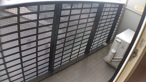 バルコニー(室内写真は別部屋の写真です。)