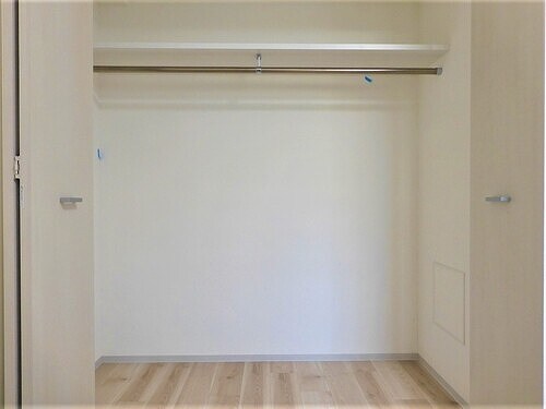 物件内観写真14　(クロゼット　※同タイプの部屋のお写真です)