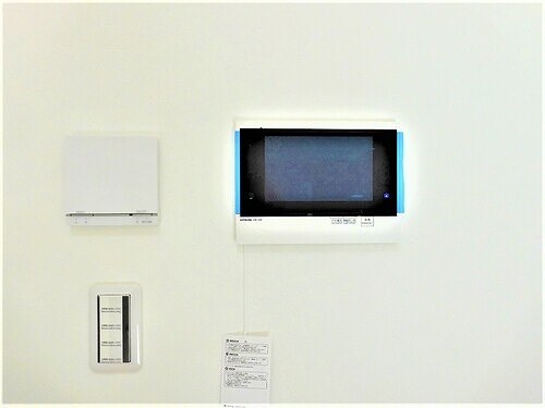 物件内観写真16　(インターホン　※同タイプの部屋のお写真です)