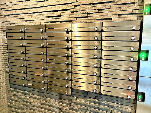 物件内観写真19　(メールコーナー)