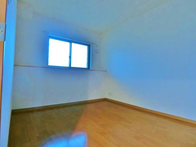 物件内観写真4　(室内写真は別部屋の写真です。)