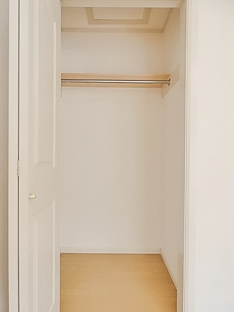 物件内観写真13　(収納スペース豊富です)