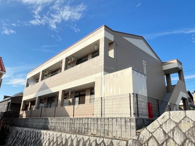 物件外観写真2　(外観写真（昼）)