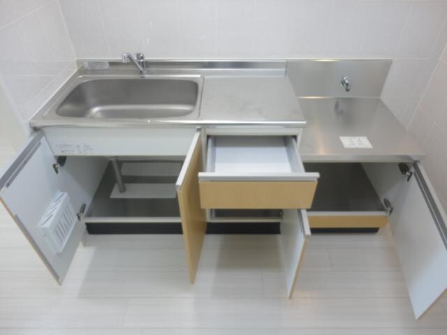 物件内観写真16　(キッチン(開))