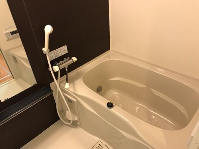 物件内観写真4　(バス／シャワールーム等)