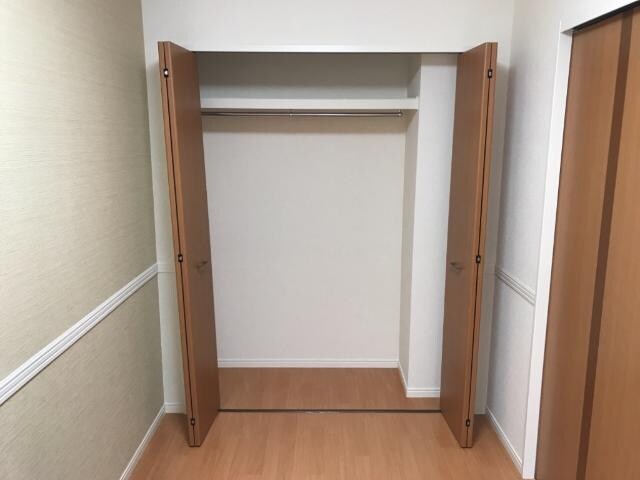 物件内観写真19　(クローゼット)