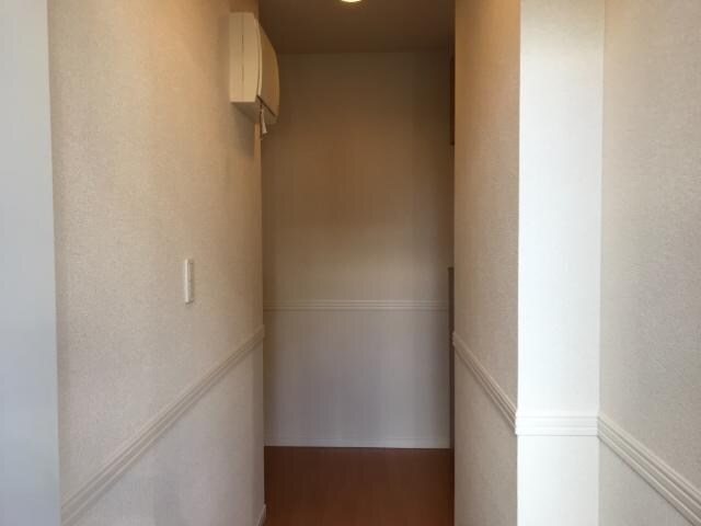 物件内観写真22　(廊下)