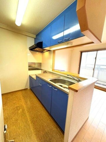 物件内観写真6　(室内写真は別部屋の写真です。)