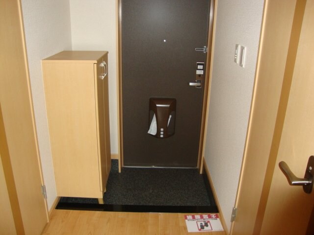 物件内観写真8　(玄関（イメージ）)