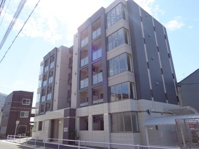 物件外観写真2　(外観写真（昼）)