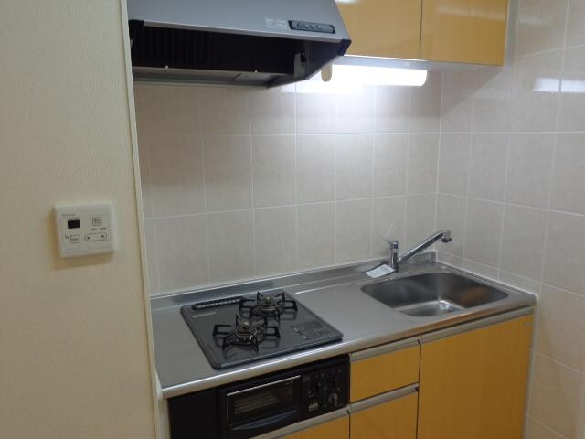 物件内観写真5　(システムキッチン)