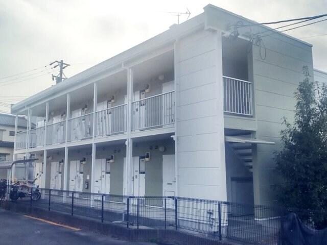 物件外観写真1　(2022年7月に外壁塗装しました。)