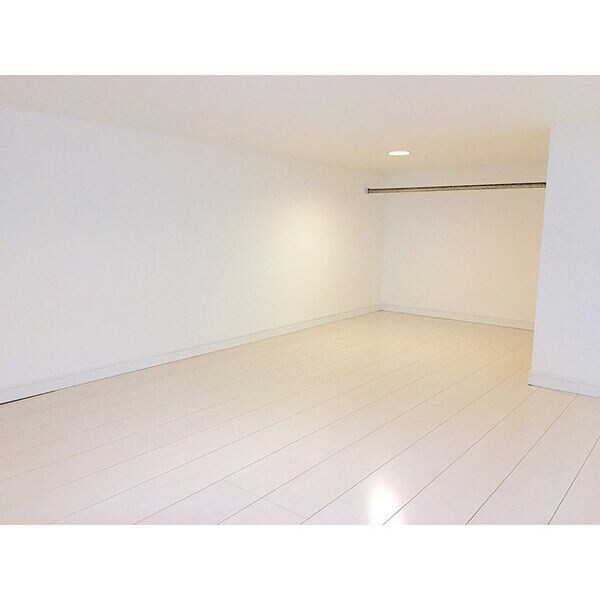 物件内観写真9　(ロフト)