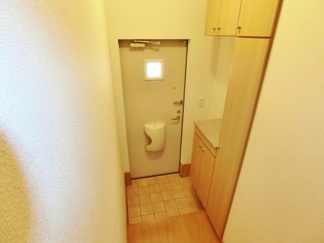 物件内観写真11　(室内写真は別部屋の写真です。)