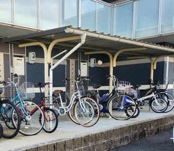 建物設備(駐輪場)