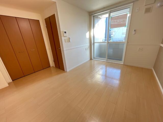 物件内観写真11　(リビング)