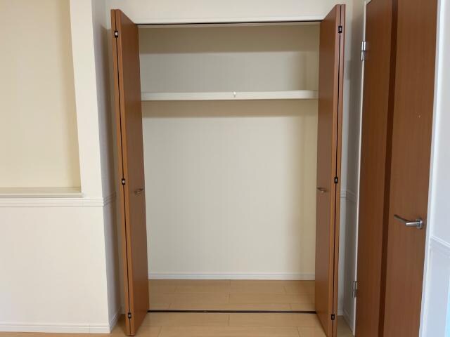 物件内観写真17　(クローゼット)