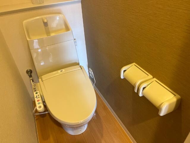 物件内観写真22　(シャワー付トイレ)