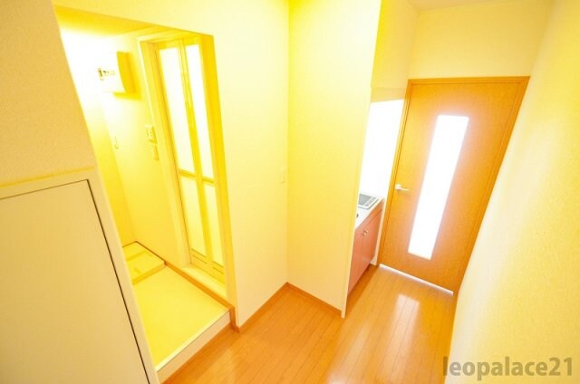 物件内観写真15　(廊下)