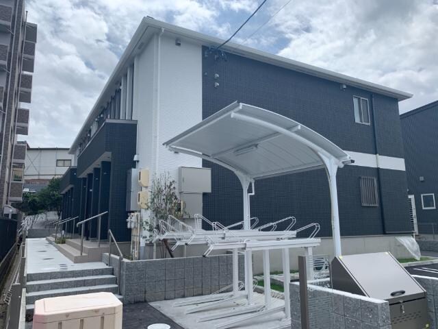 物件外観写真1　(外観写真（昼）)