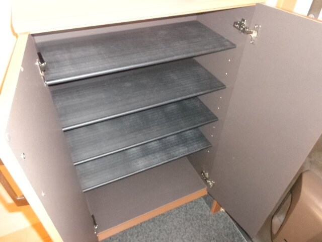 物件内観写真11　(下駄箱)