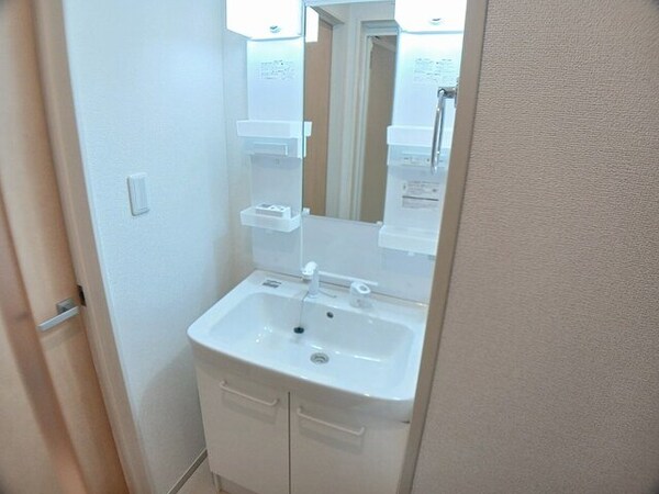 洗面・脱衣所(広い洗面スペース)