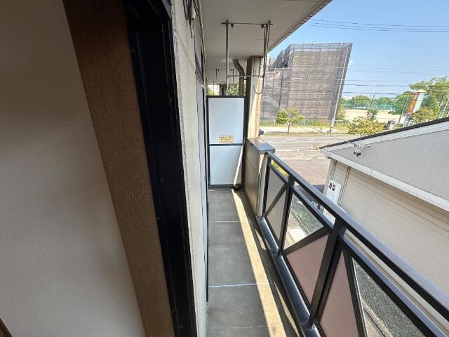 物件内観写真11　(ベランダ)