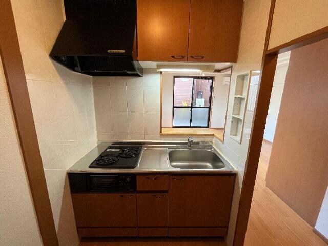 物件内観写真6　(システムキッチン)