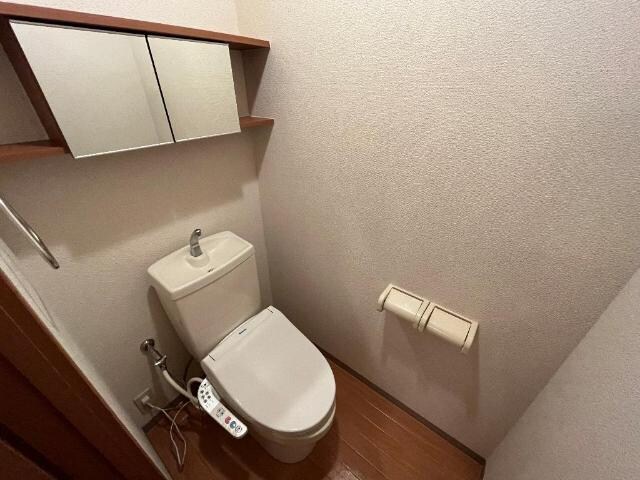 物件内観写真10　(トイレ)