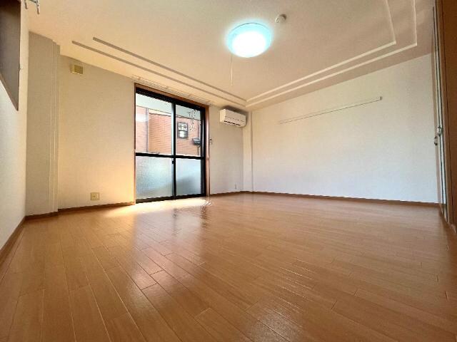 物件内観写真16　(室内)