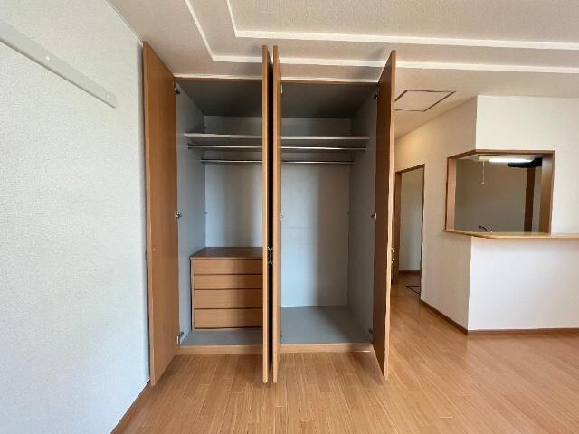 物件内観写真19　(収納)