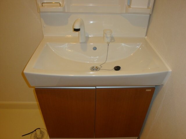 物件内観写真17　(洗髪洗面化粧台)