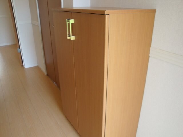物件内観写真21　(下駄箱)