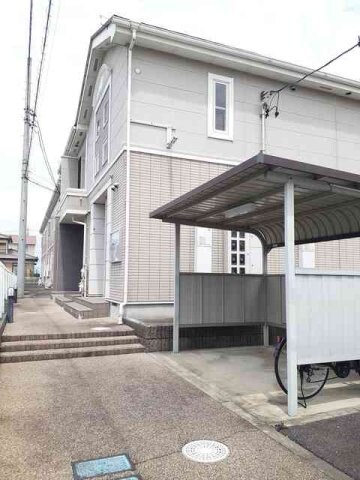 物件外観写真2　(建物の内部です)