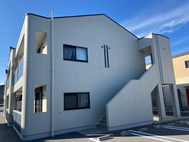 物件外観写真2　(外観写真（昼）)