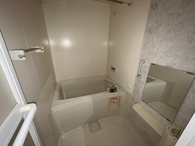 物件内観写真9　(バス／シャワールーム等)