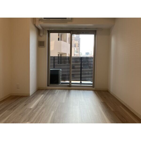 居室(※写真は同じマンションの違う部屋のものになります。)