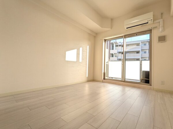 内装他(1002号室)