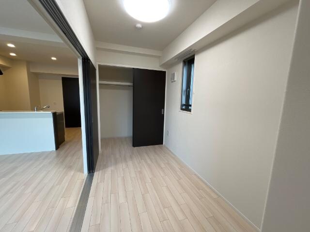 物件内観写真9　(洋室)