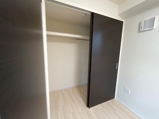 物件内観写真11　(クローゼット)