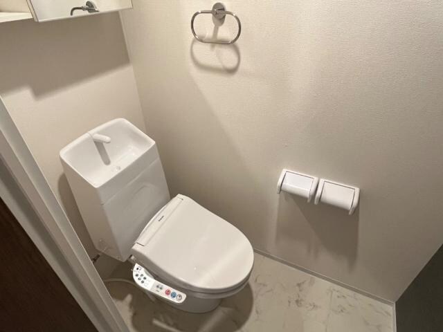 物件内観写真22　(トイレ)